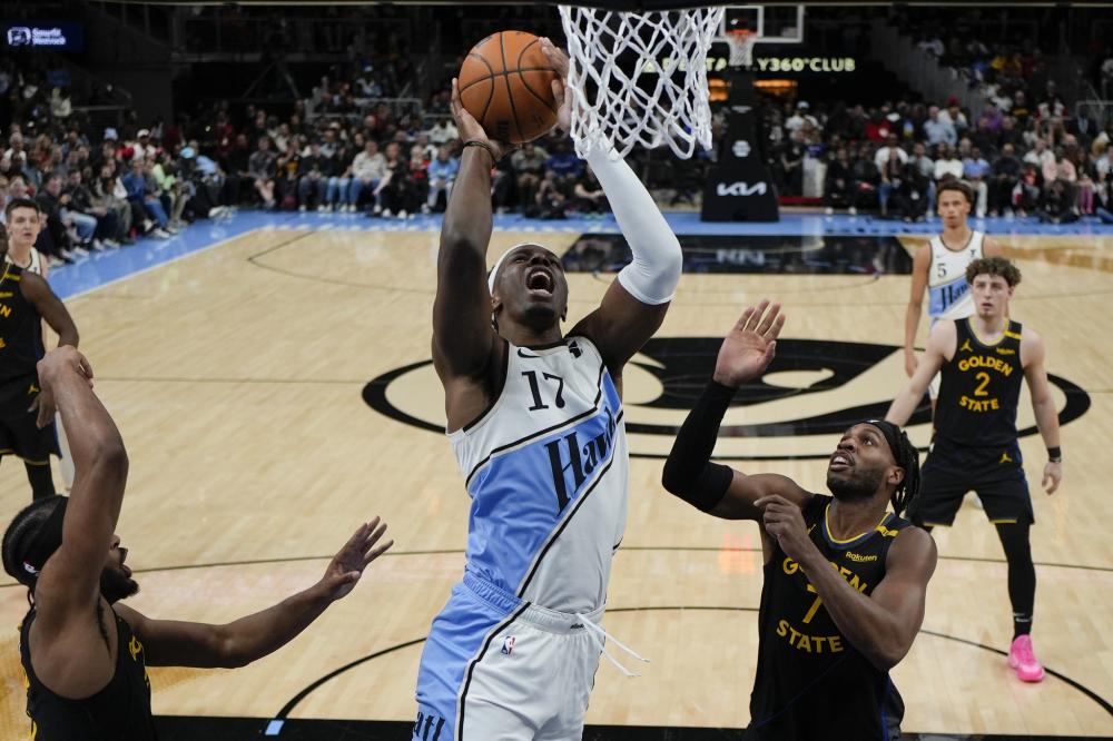 利物浦官方：战毕包将首次穿新主场球衣，社区盾穿新客场球衣